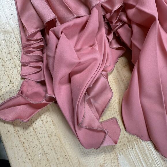 Elegant Pink Halter Maxi Dress - Picture 11 of 11